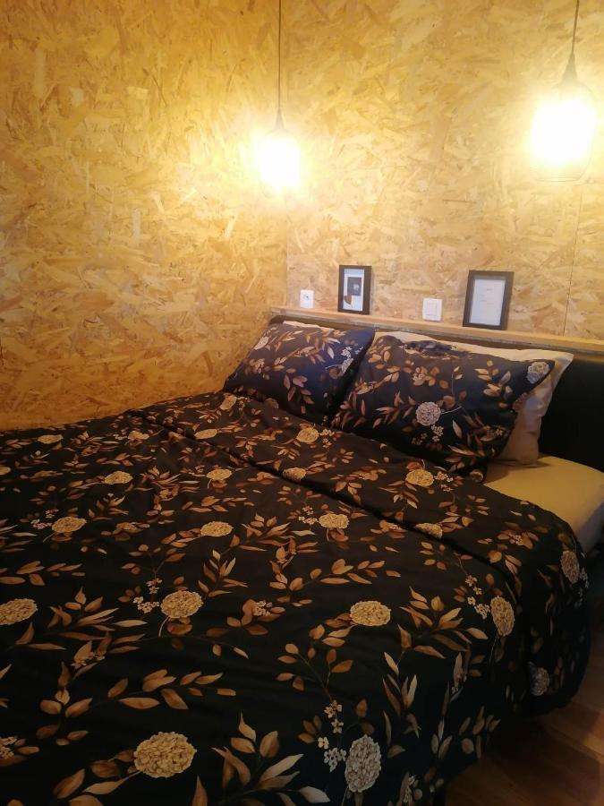 Au Pre De Mukky Villa Andenne Bagian luar foto